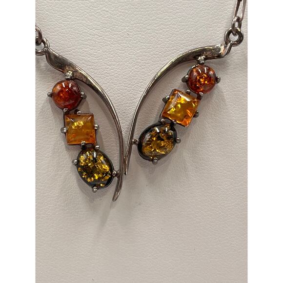Vintage Sterling Silver Classic Baltic Cognac, Green, Yellow Amber Necklace - Picture 3 of 10